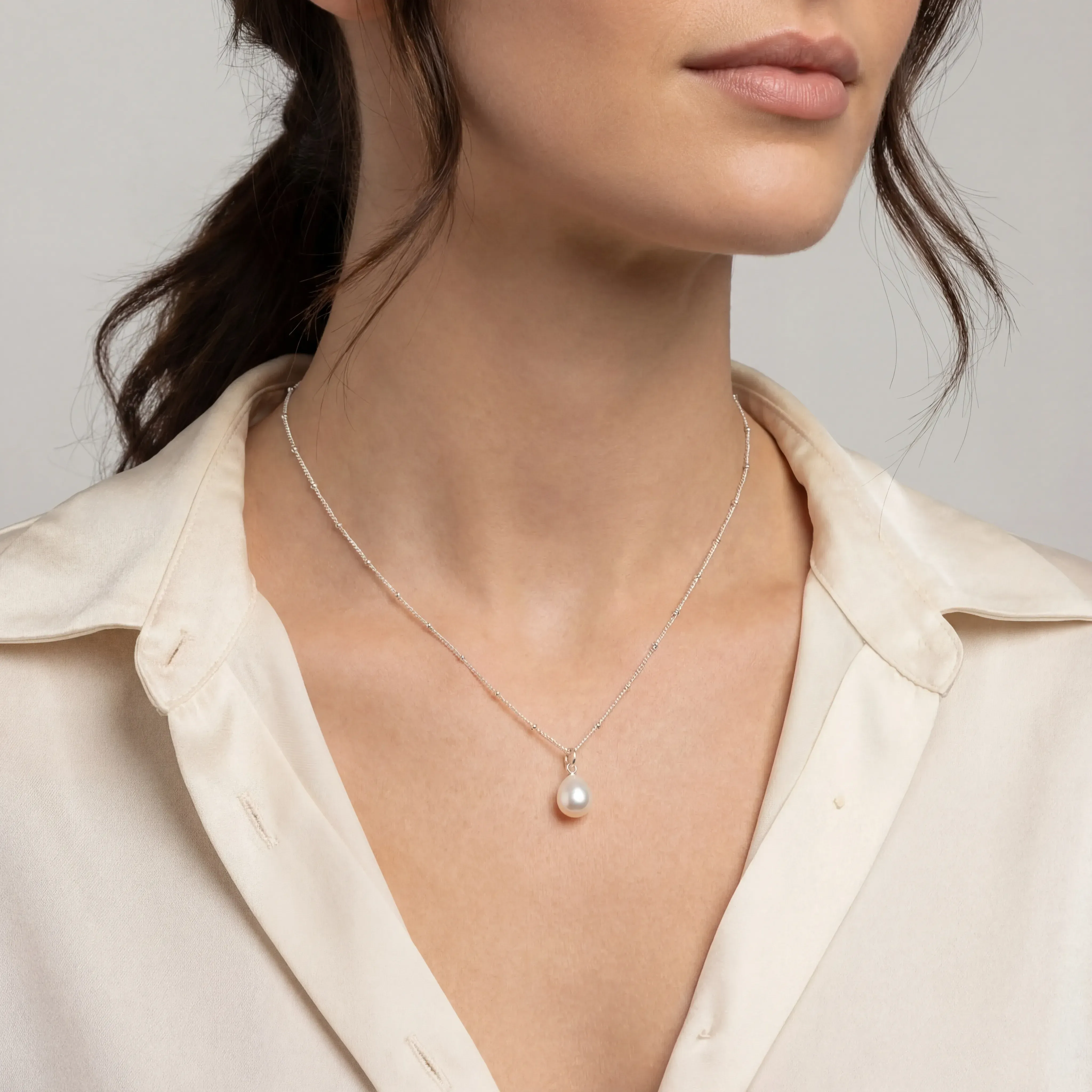 Freshwater Pearl Pendant Necklace - Image 5