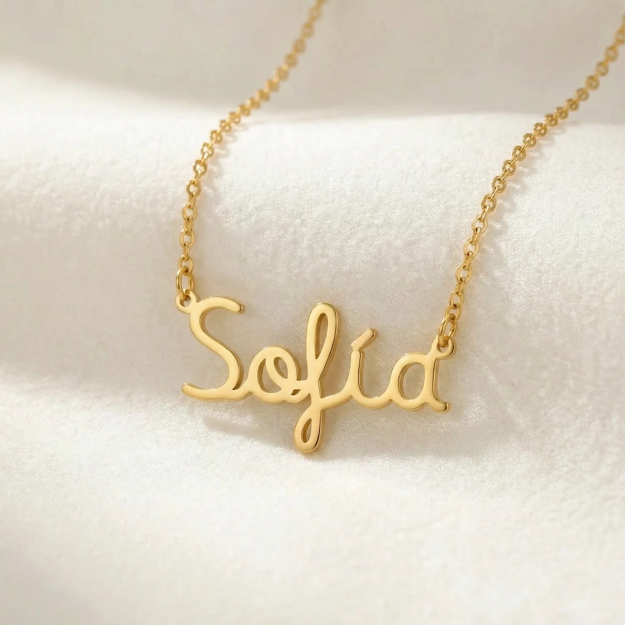 Spanish Name Necklace - Image 3