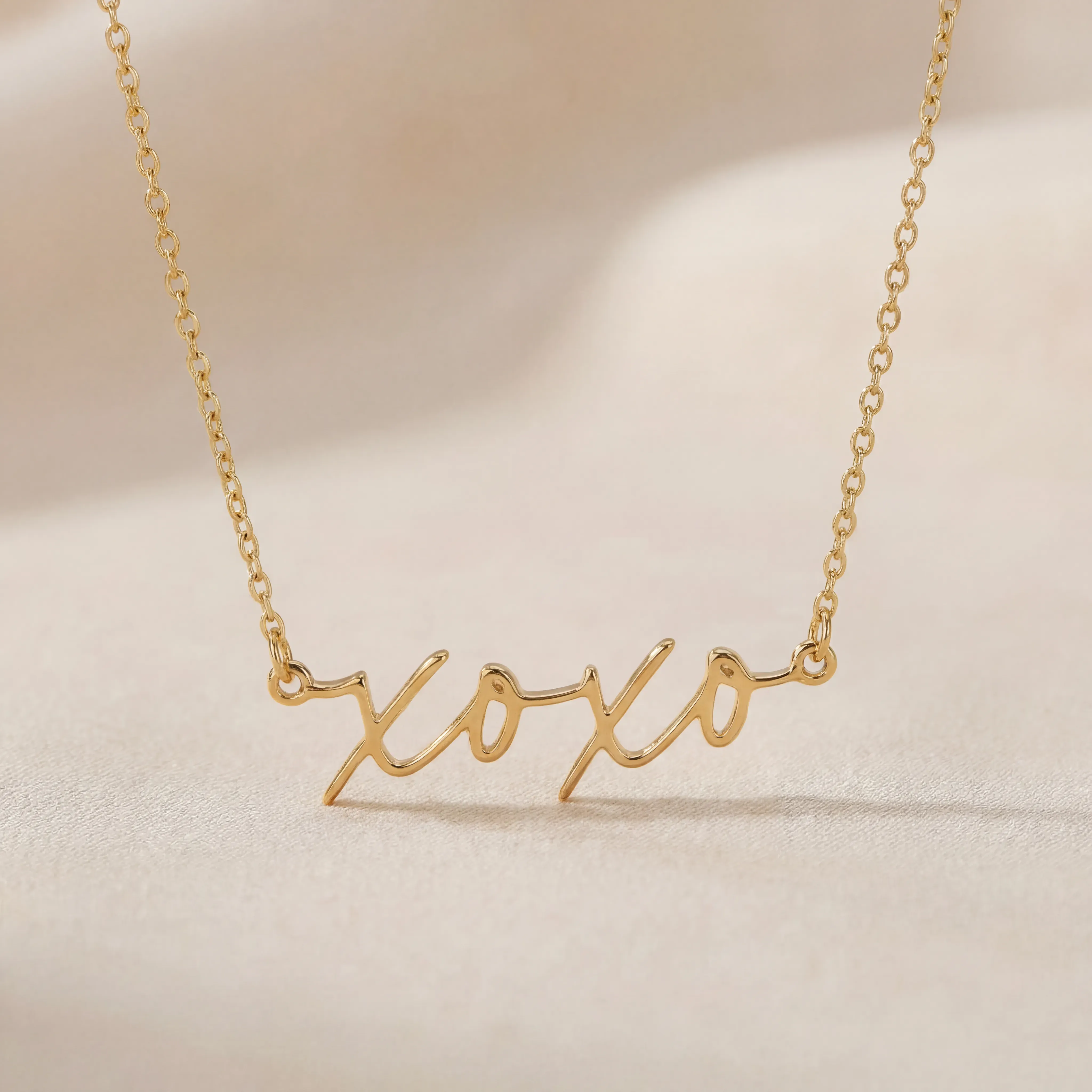 XOXO Necklace - Image 3